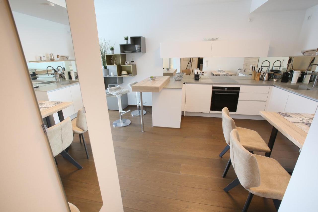 25H Spa-Residenz Pools In & Out, Private Garden & Beach Neusiedl am See Esterno foto