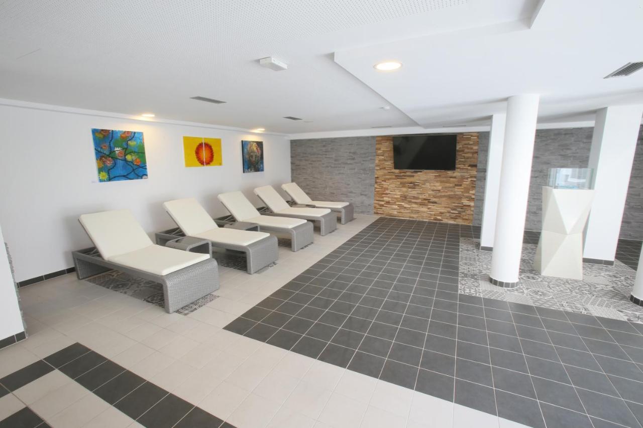 25H Spa-Residenz Pools In & Out, Private Garden & Beach Neusiedl am See Esterno foto