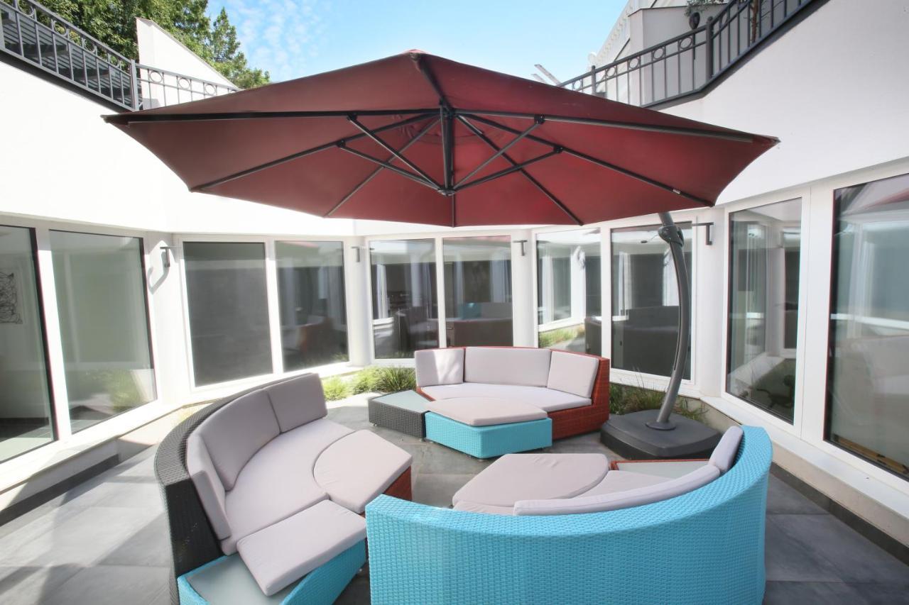25H Spa-Residenz Pools In & Out, Private Garden & Beach Neusiedl am See Esterno foto