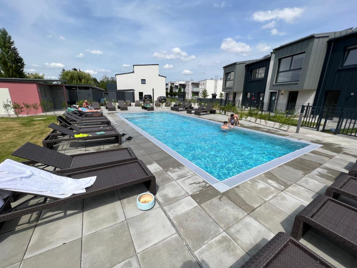 25H Spa-Residenz Pools In & Out, Private Garden & Beach Neusiedl am See Esterno foto